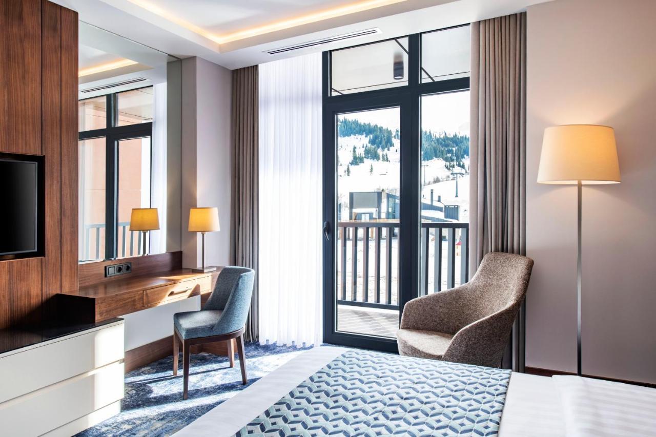 Ambassadori Goderdzi Hotel מראה חיצוני תמונה