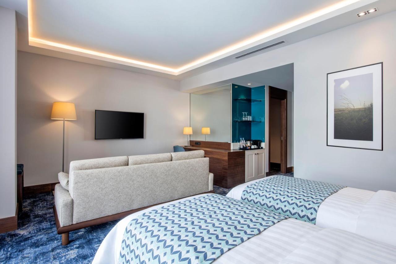 Ambassadori Goderdzi Hotel מראה חיצוני תמונה