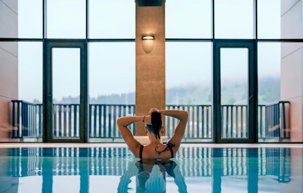 Ambassadori Goderdzi Hotel מראה חיצוני תמונה